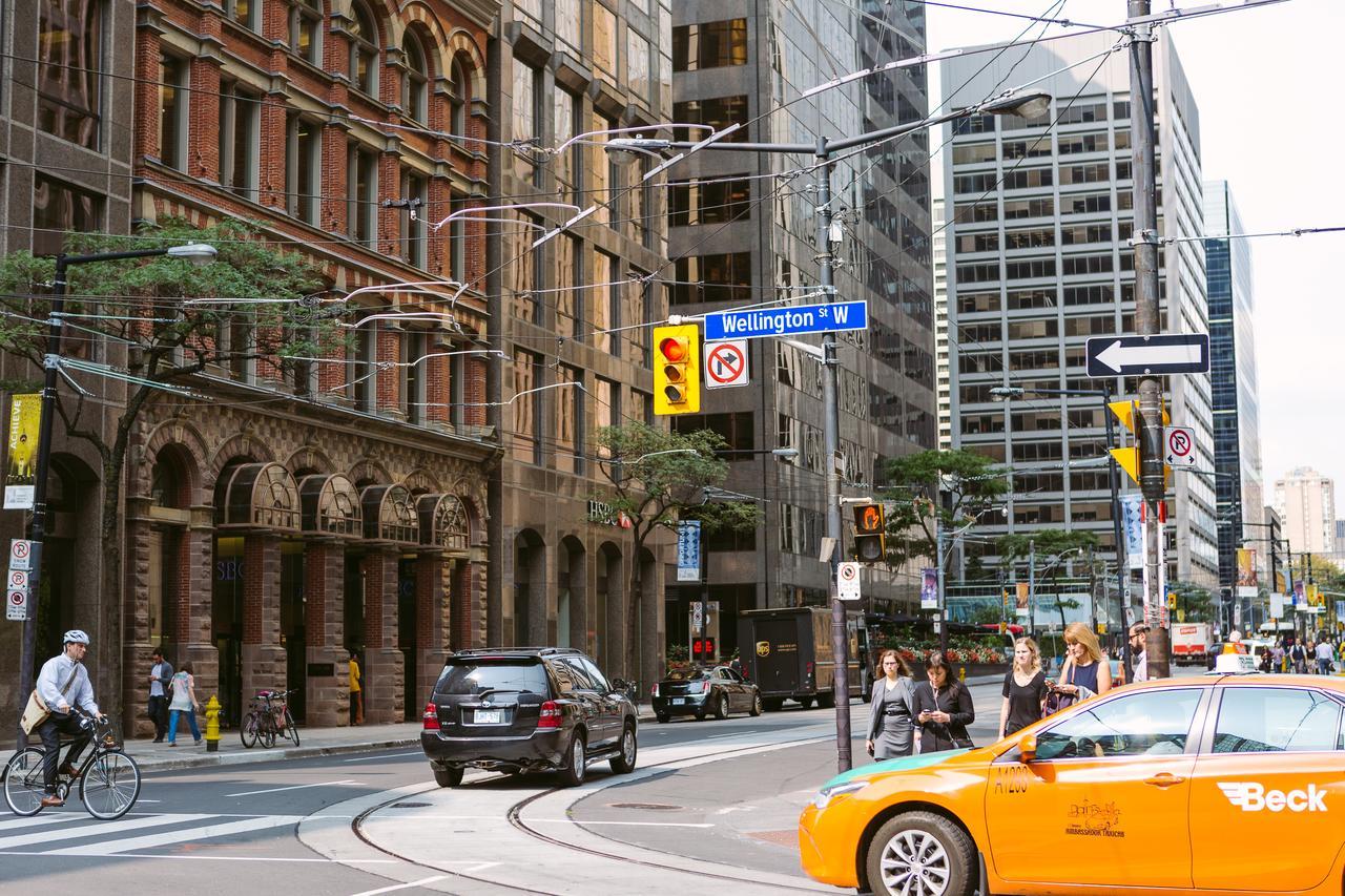 Cityscape Condo In Fort York トロント エクステリア 写真